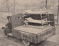 Doprava osob, postižených při leteckých útocích